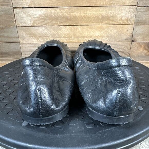 Free People Womens Sz 6.5 Ruched Black Leather CARA Elasticized Ballet Flats - Picture 4 of 10